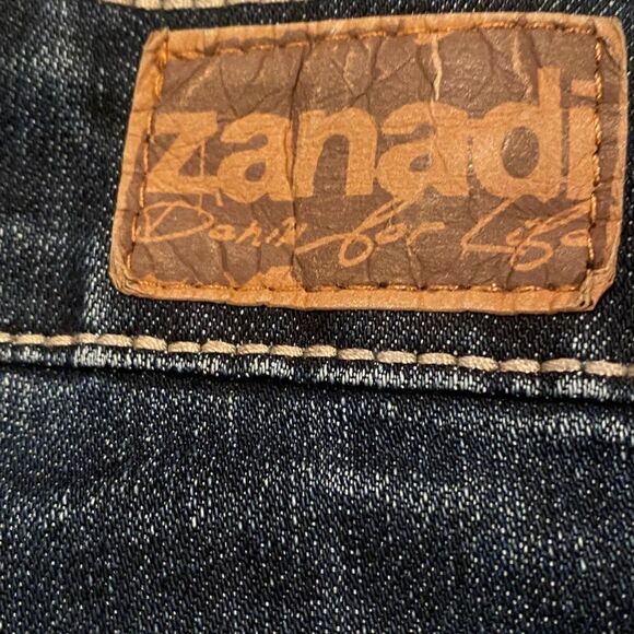 Zanadi Jeans Embellished Pockets - Picture 9 of 16